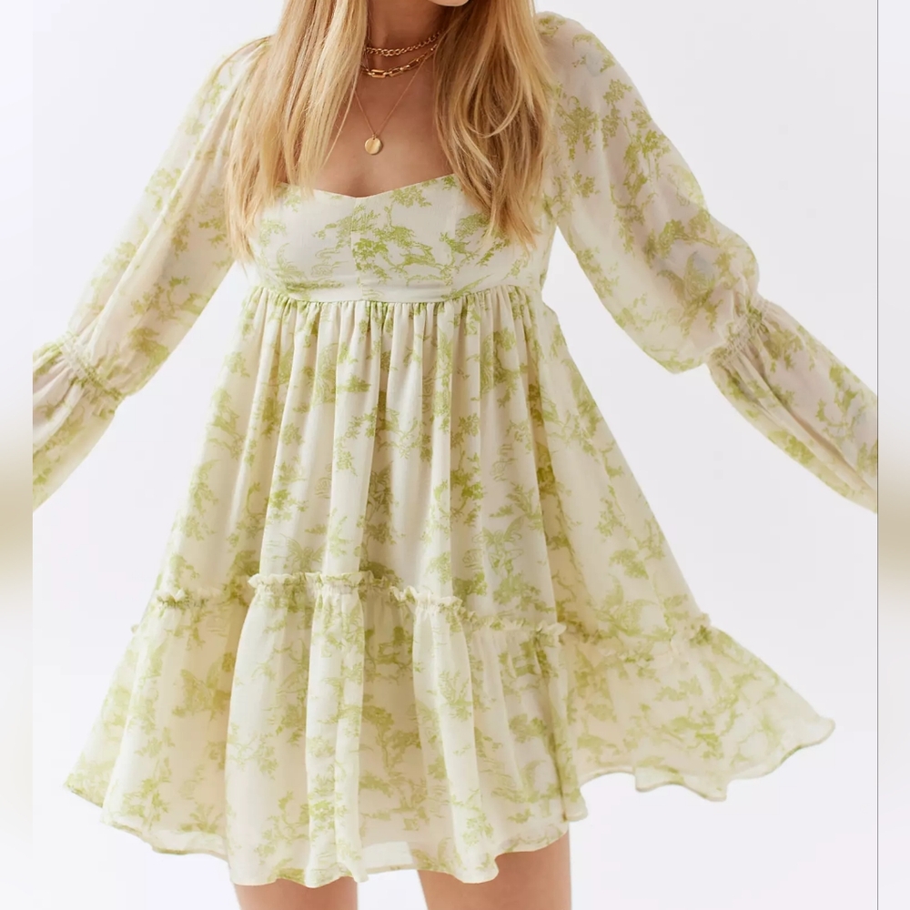 URBAN OUTFITTERS tiered ruffle mini dress, white/green fairy, size M